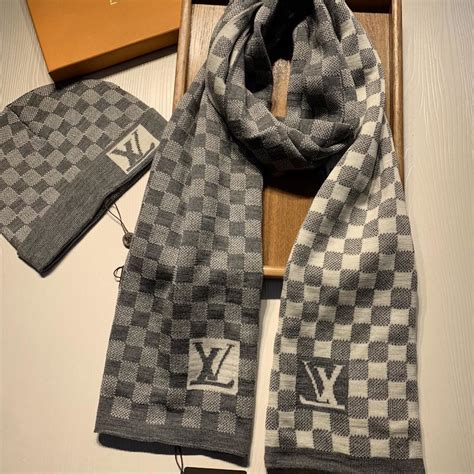 lv beanie|louis vuitton beanie and scarf.